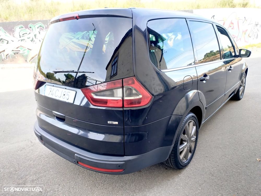 Ford Galaxy 2.0 TDCi Ghia - 49