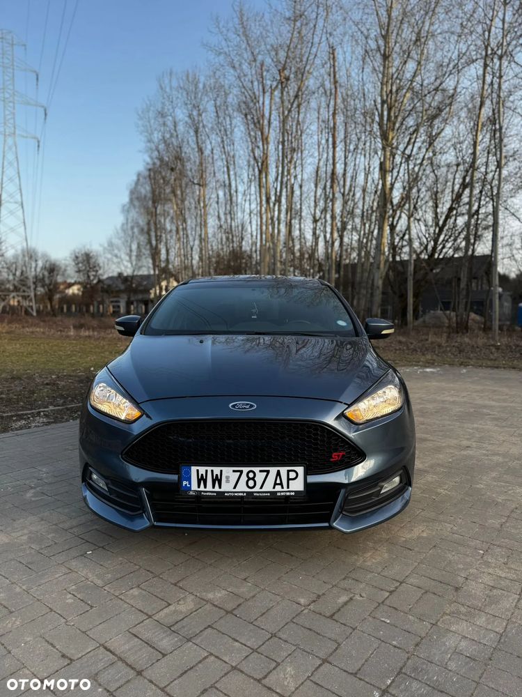 Ford Focus - 2