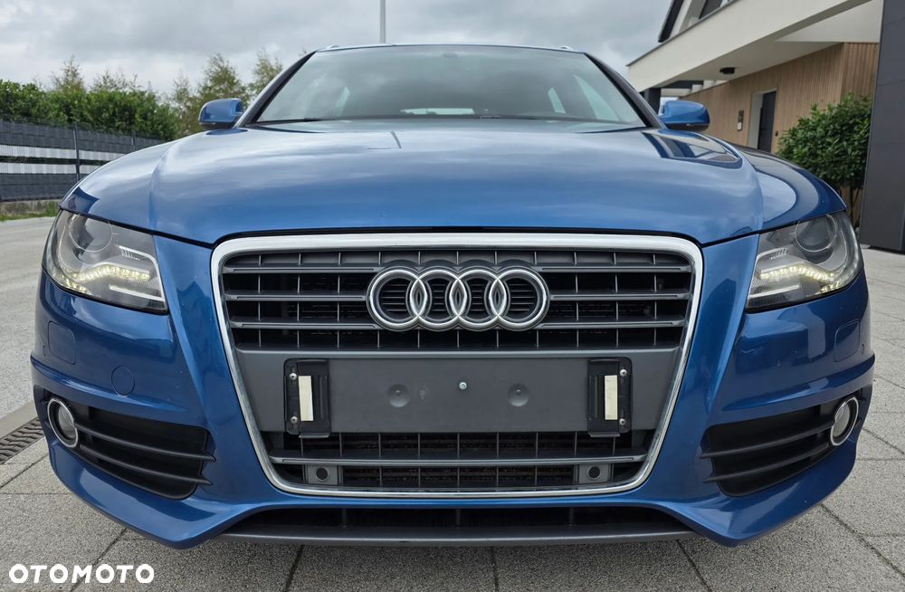 Audi A4 Avant 2010 photo 3