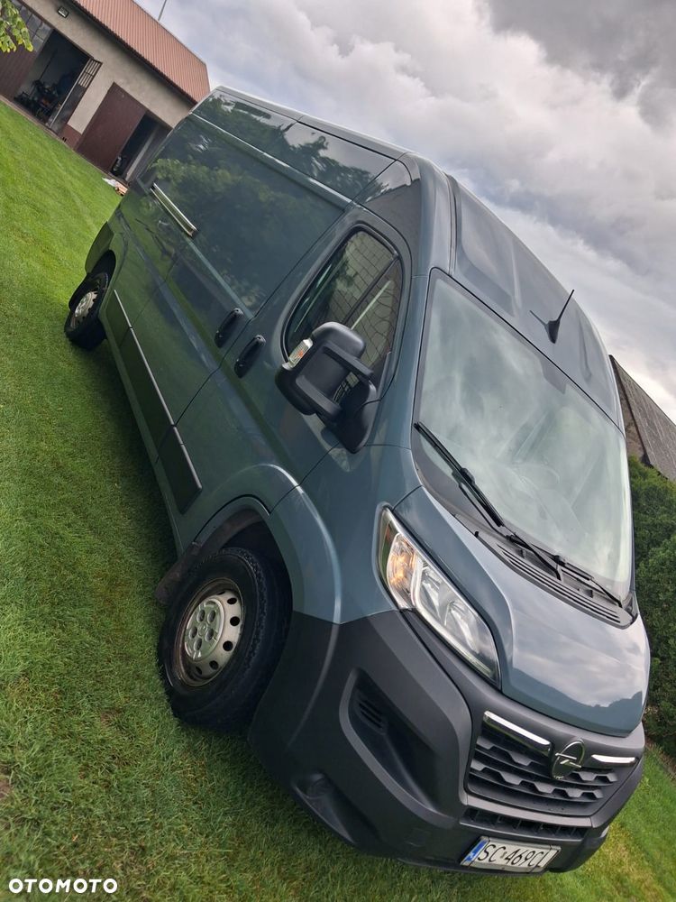 Opel Movano