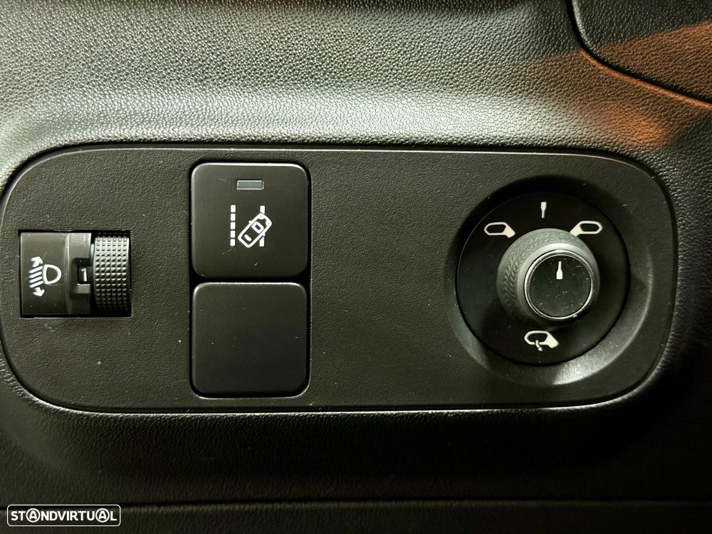 Citroën C3 1.2 PureTech Feel - 16