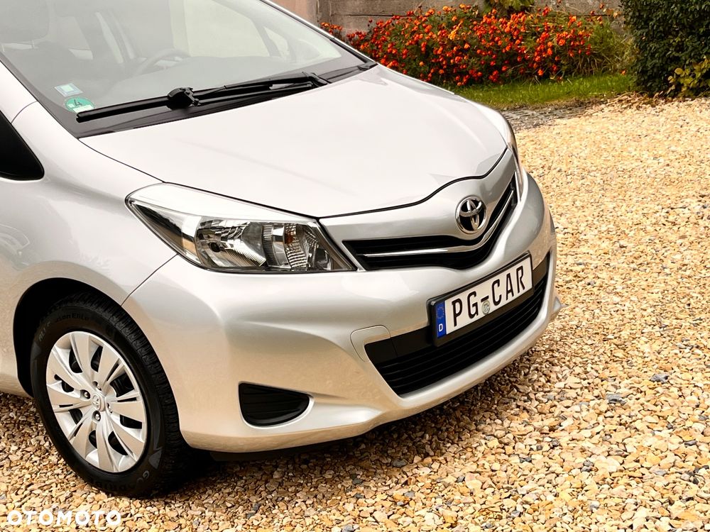 Toyota Yaris - 27