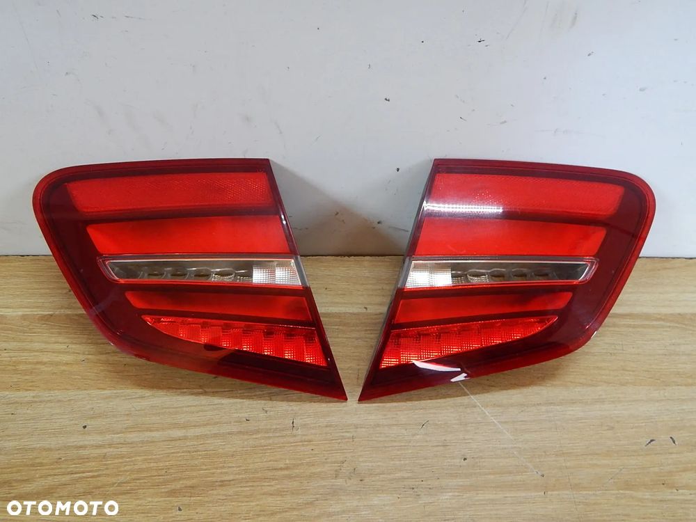 Lampa tył tylna LED klapy narożna Mercedes W246 B-klasa 11-18 LIFT Łuków części - 2