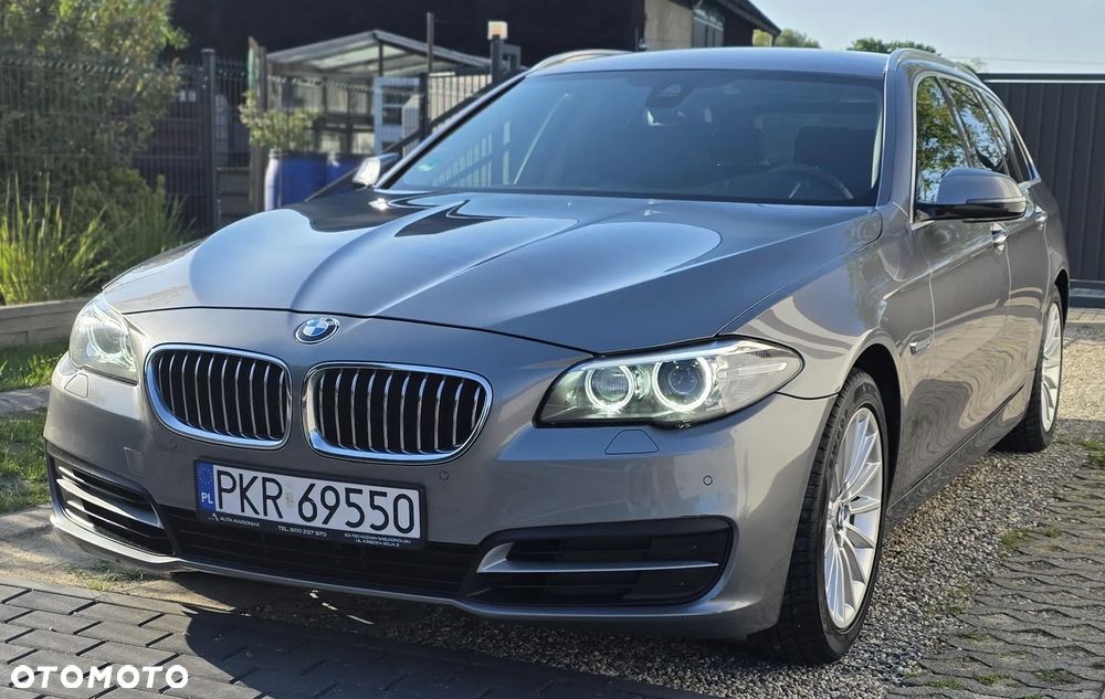 BMW Seria 5 525d Sport-Aut Luxury Line - 8