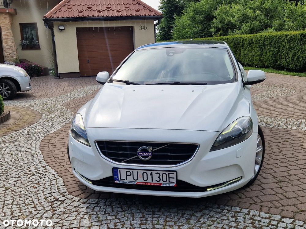 Volvo V40 D2 Momentum - 19
