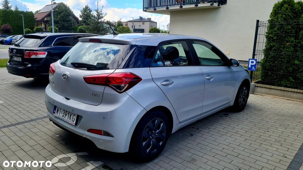 Hyundai i20 1.2 BlueDrive Fresh - 12