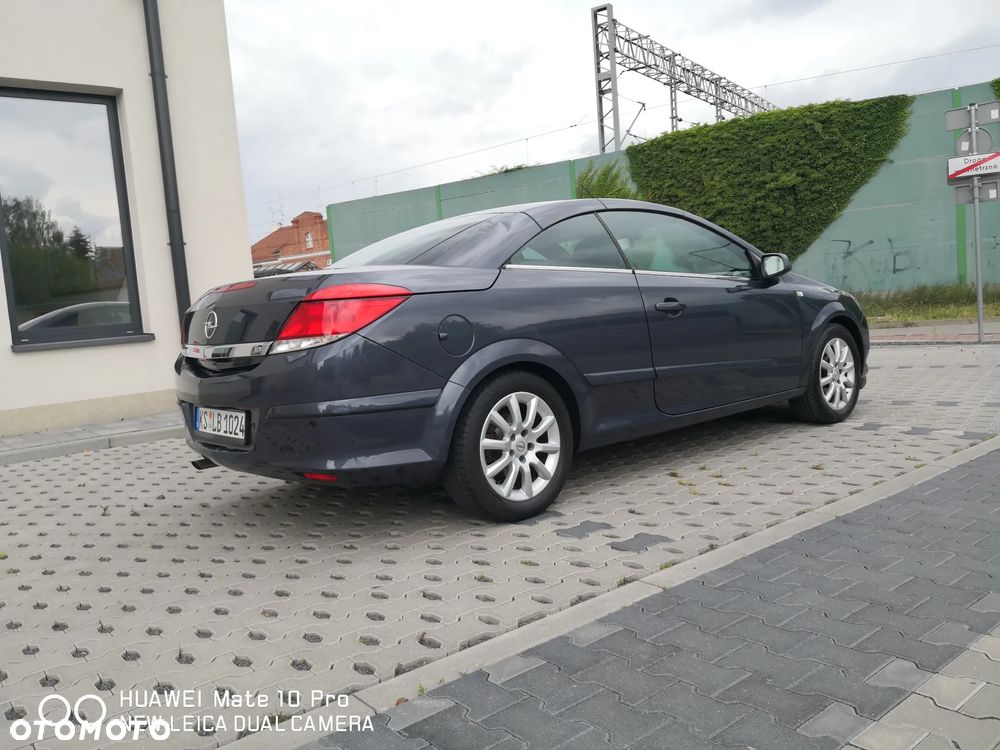 Opel Astra Twin Top 1.8 Cosmo - 4