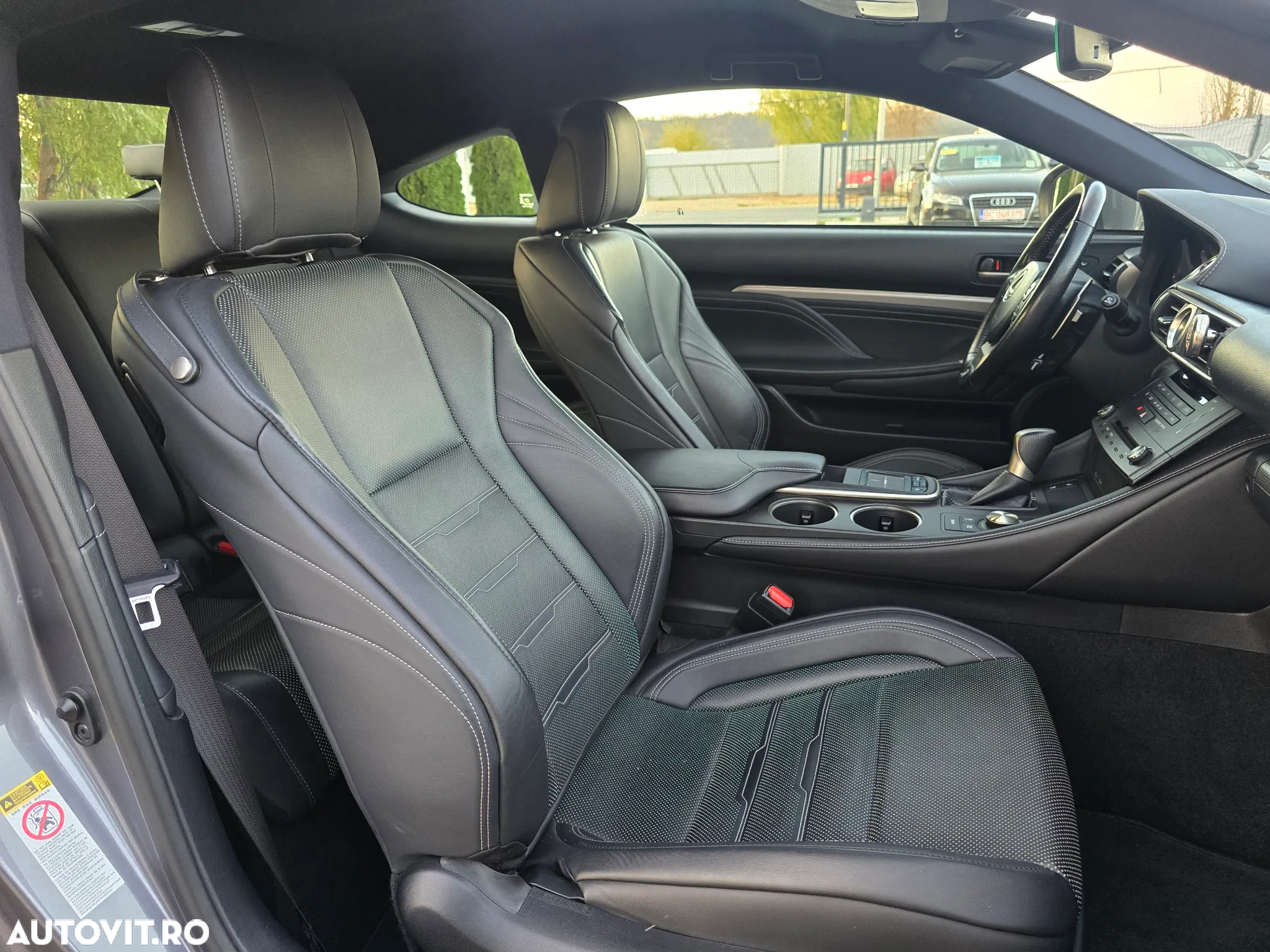 Lexus Seria RC 300h F SPORT - 11
