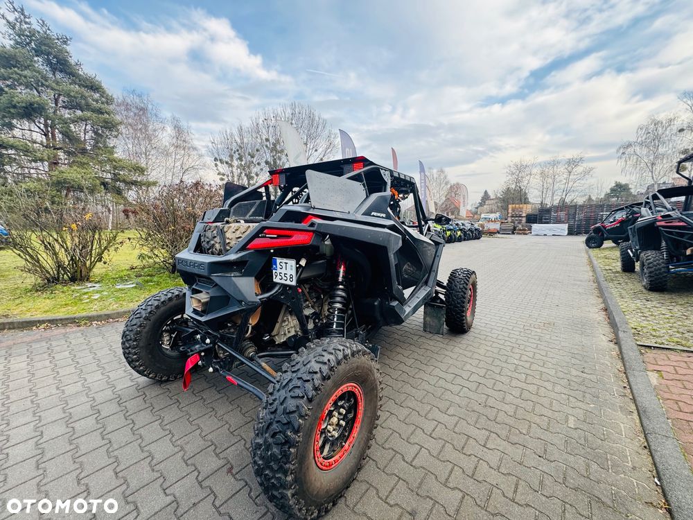 Polaris RZR - 6