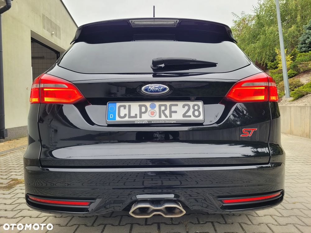 Ford Focus 2.0 TDCi ST mit Leder-Sport-Paket - 34