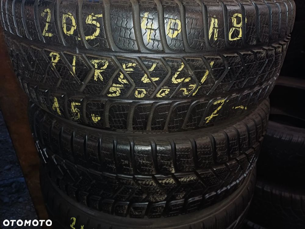 205/40/18 Pirelli