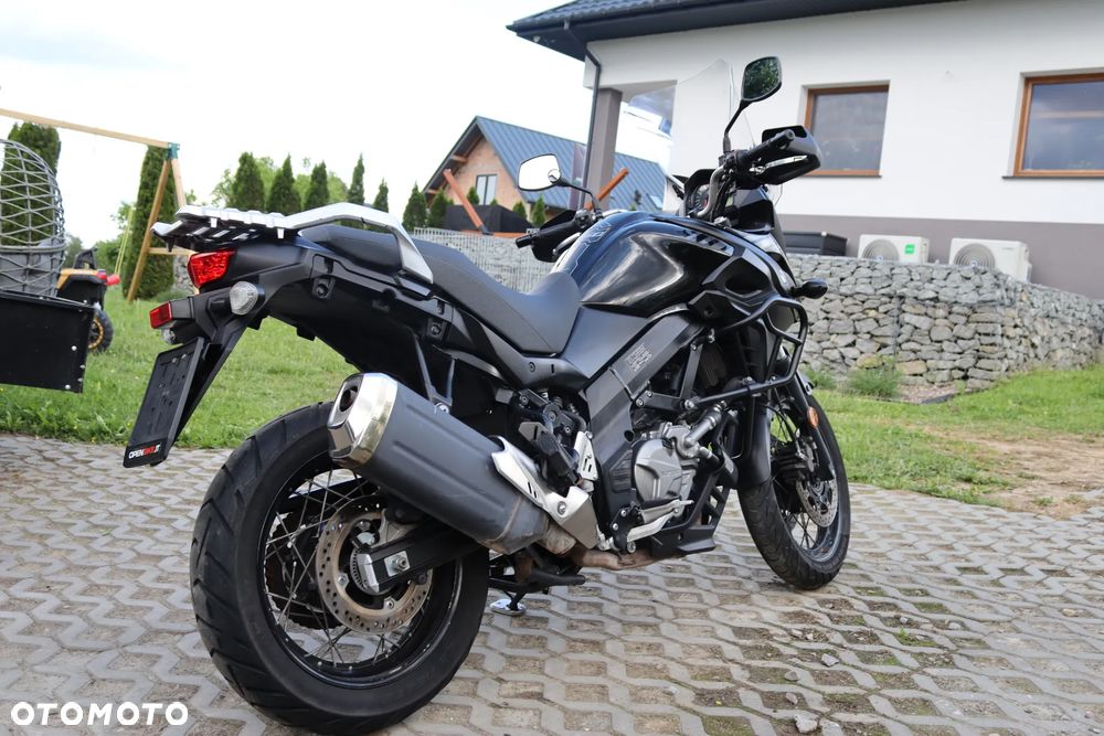 Suzuki V-STROM - 6