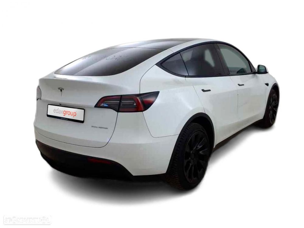 Tesla Model Y Long Range Dual Motor AWD - 2