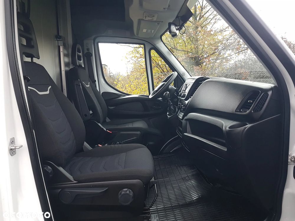 Iveco DAILY KONTENER NISKOPODŁOGOWY 4,43x2,24x2,43 SKLEP FOODTRUCK BAR KLIMA KONIOWÓZ KAMPER - 8
