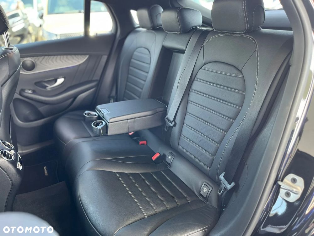 Mercedes-Benz GLC 300 e 4-Matic - 15