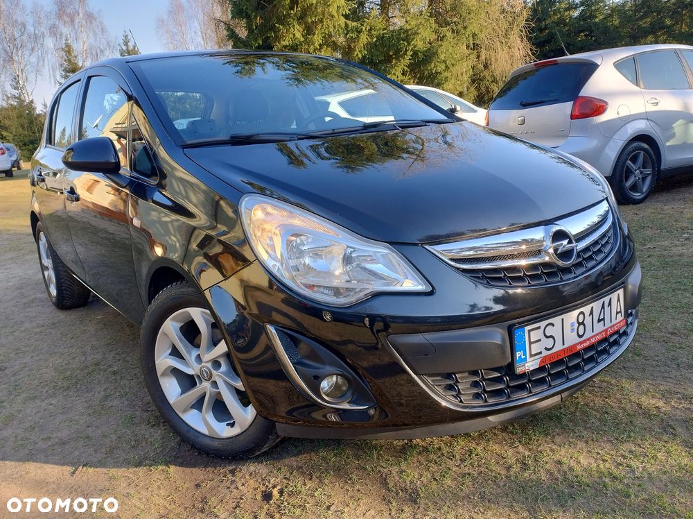Opel Corsa 1.4 16V Cosmo - 6