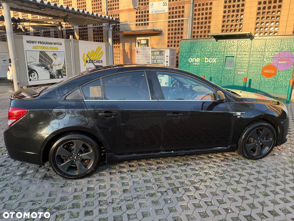 Chevrolet Cruze 1.8 LTZ - 9