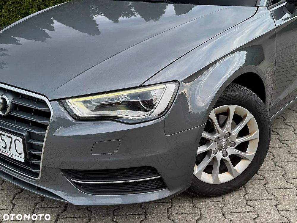 Audi A3 Sportback 1.6 TDI design - 28