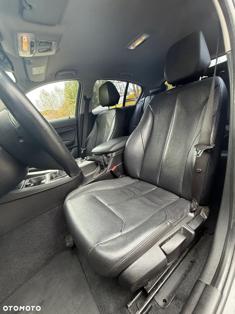 BMW Seria 1 118d - 24