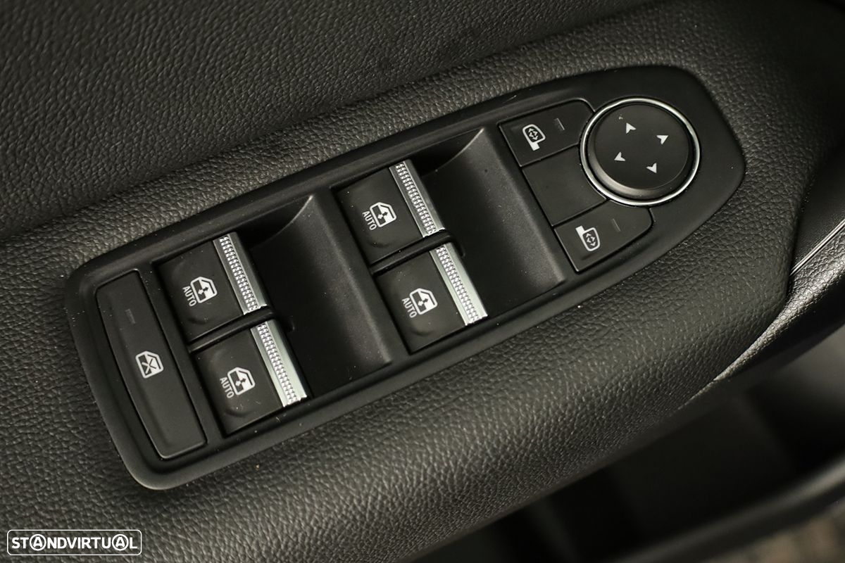 Renault Captur 1.0 TCe Techno Bi-Fuel - 21
