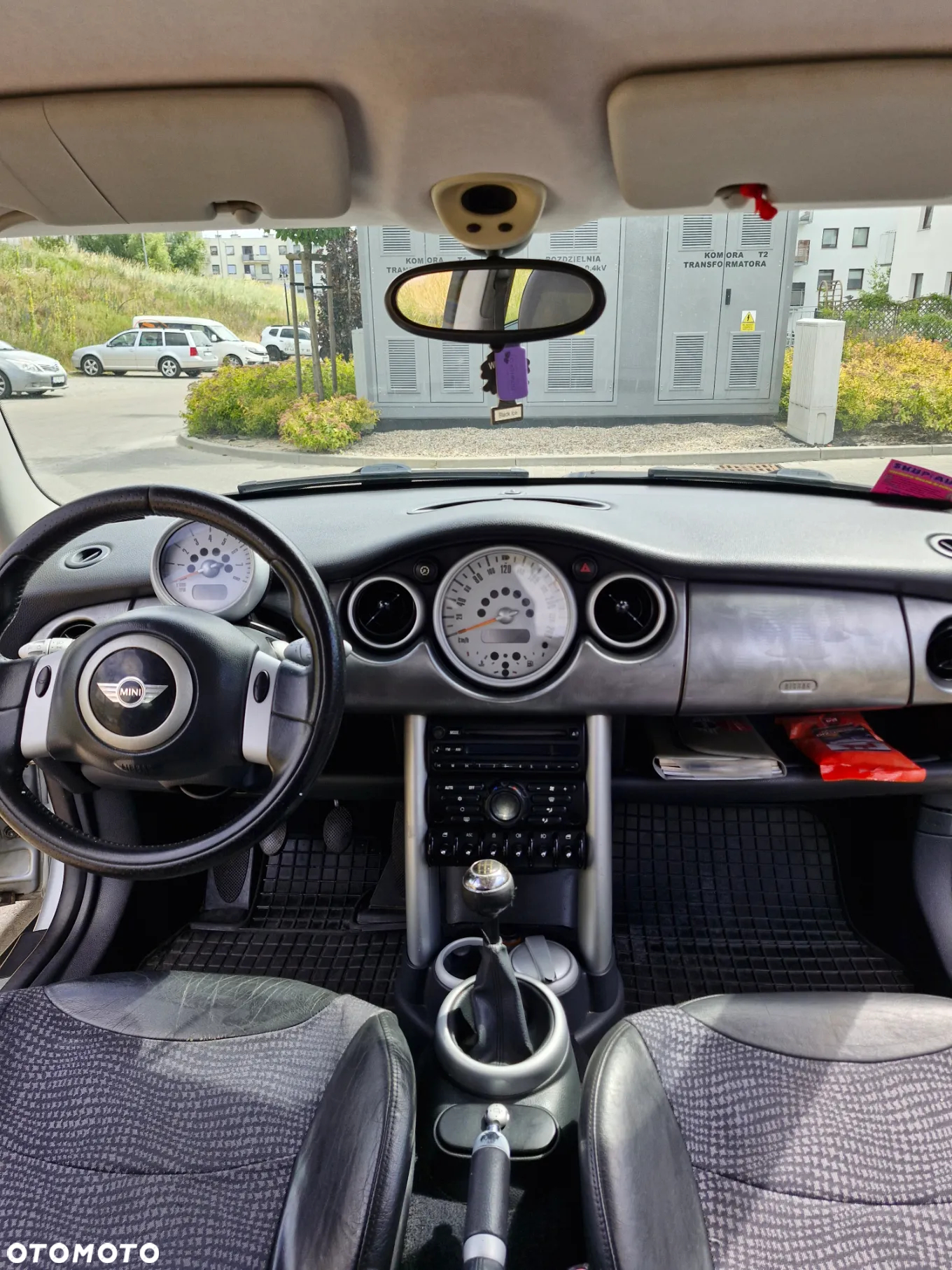 MINI Cooper Standard - 23