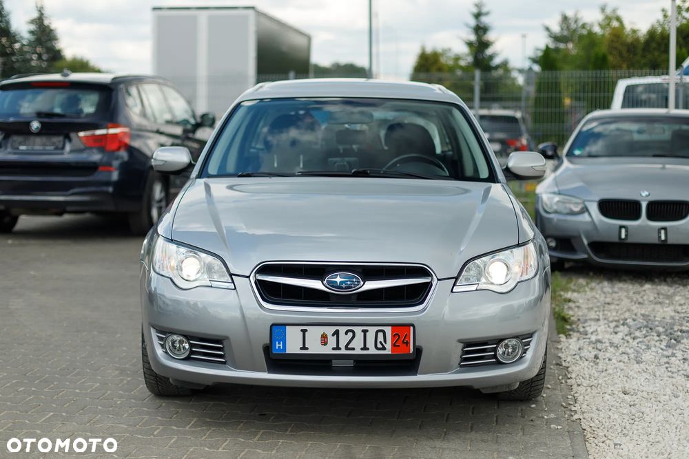 Subaru Legacy Kombi 3.0R Automatik - 12