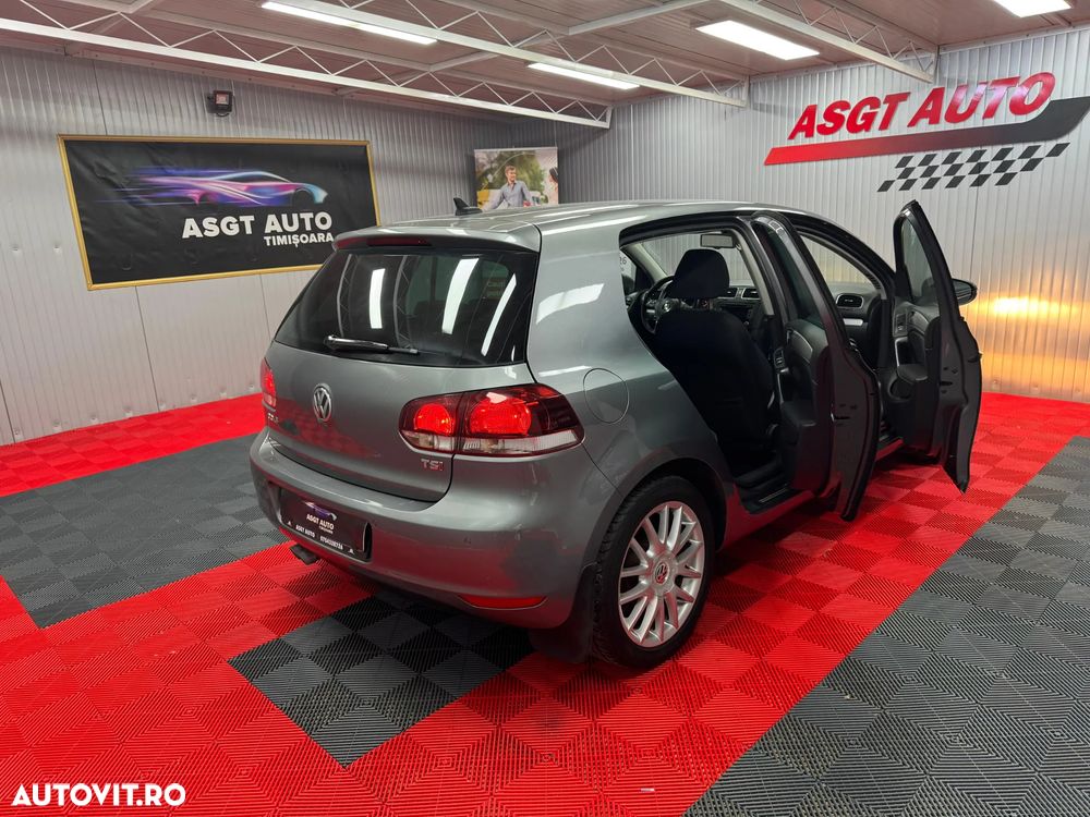 Volkswagen Golf - 17