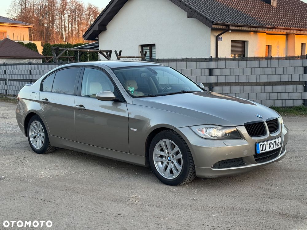 BMW Seria 3 320i Edition Exclusive - 12