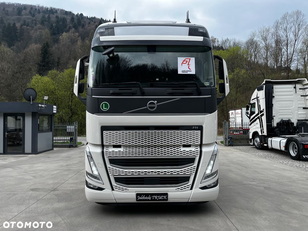 Volvo FH 500 // Standard // 2024 Rok // ACC // LED // GLOBE XXL // Parkclima // Gotowy do jazdy ! - 2