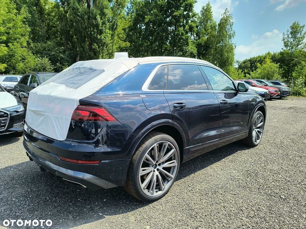Audi Q8 - 4
