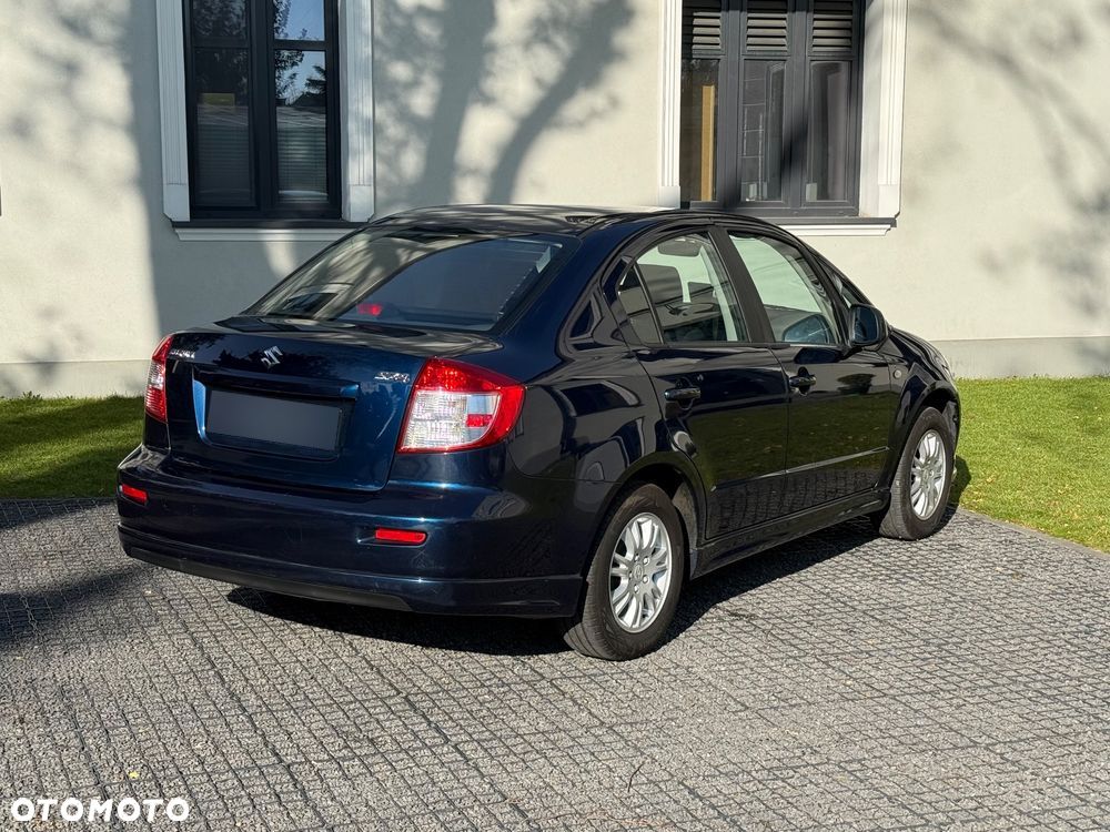 Suzuki SX4 1.6 GS / Premium - 3