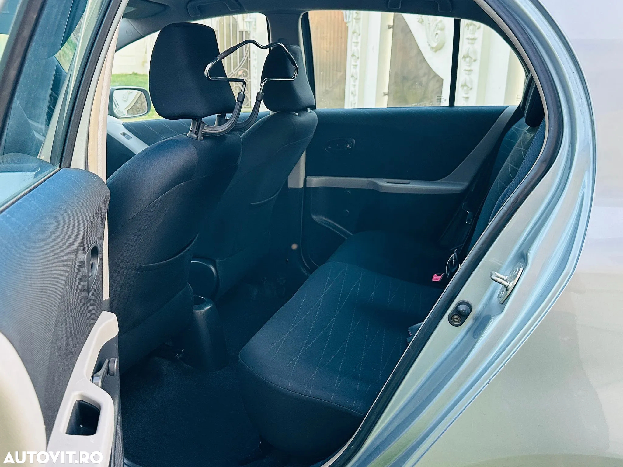 Toyota Yaris - 8