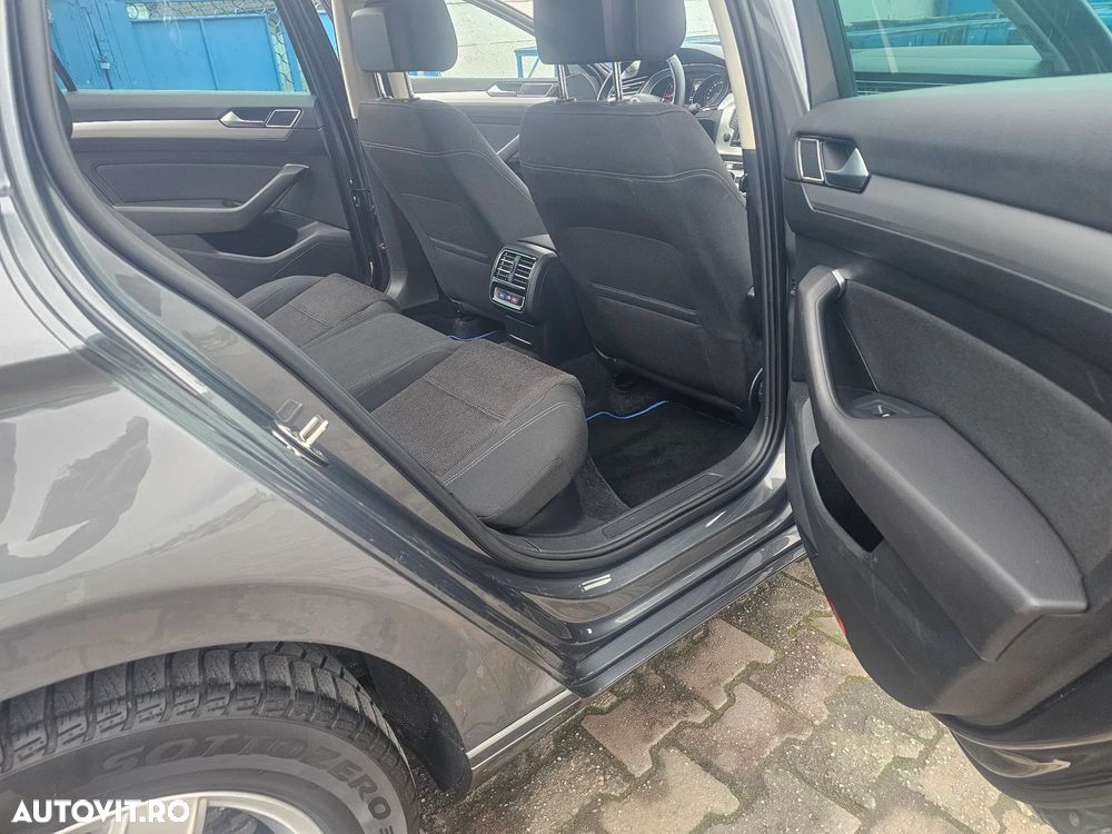 Volkswagen Passat Variant 1.6 TDI (BlueMotion Technology) DSG Comfortline - 21