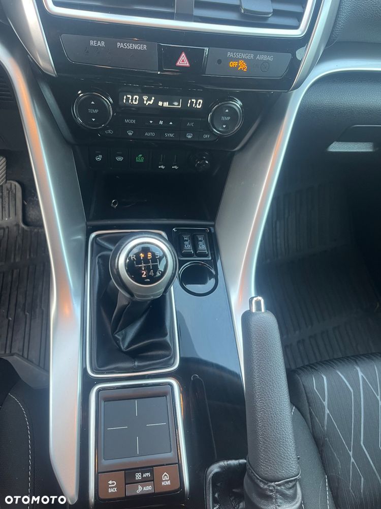 Mitsubishi Eclipse Cross 1.5 T Intense - 19