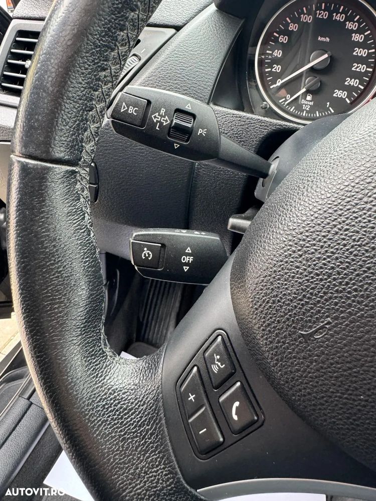 BMW X1 xDrive18d - 28