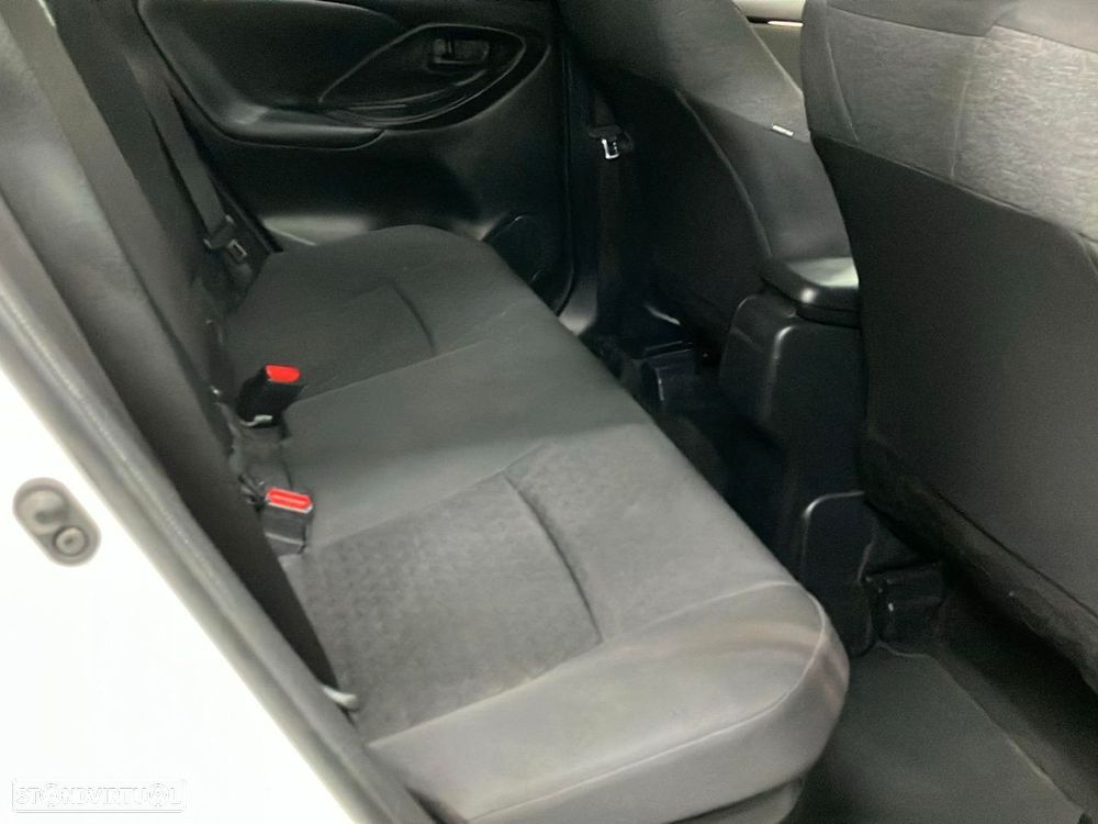 Toyota Yaris - 17