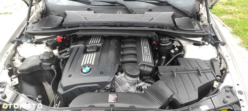 BMW Seria 3 - 23