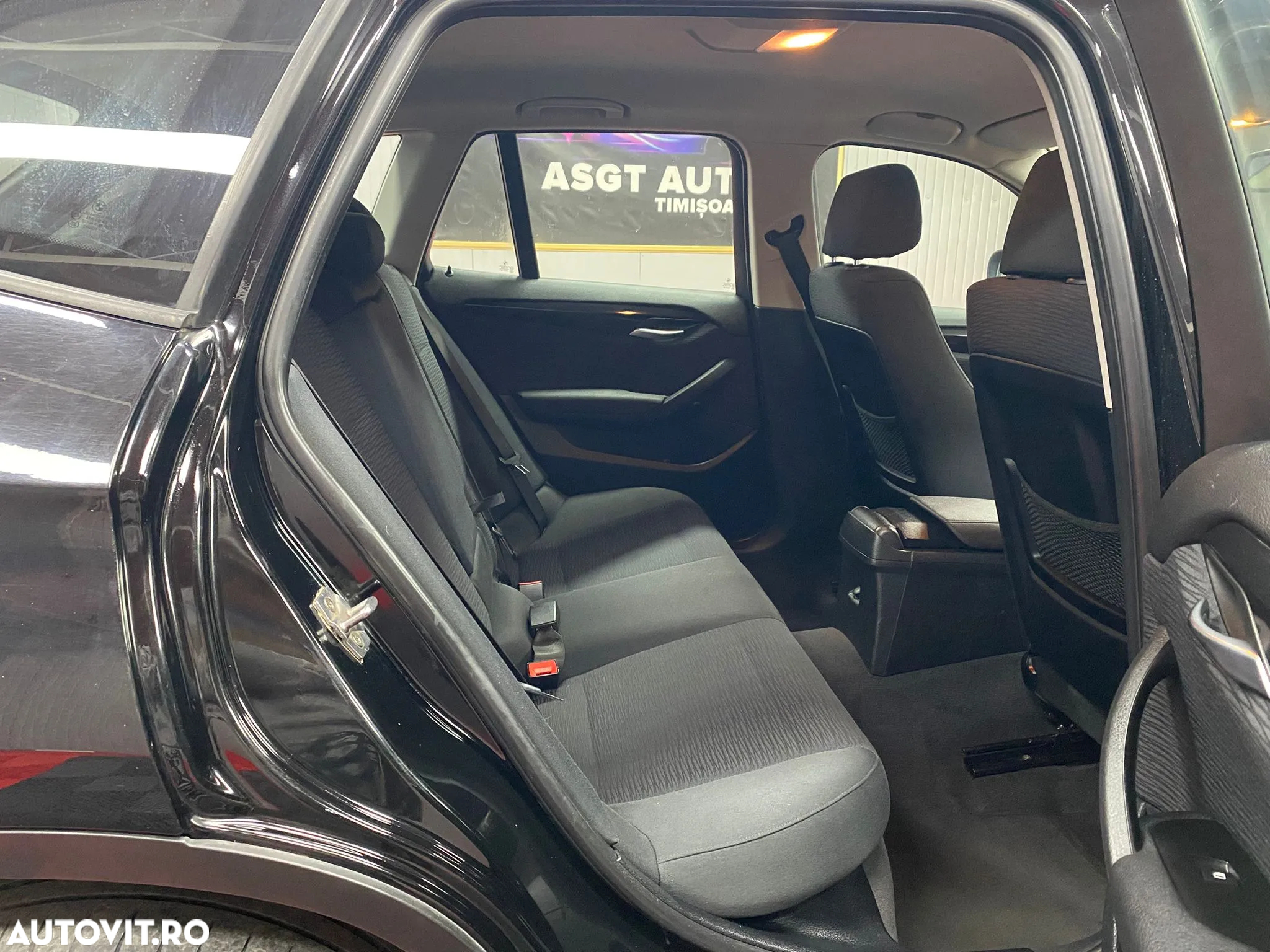 BMW X1 - 16
