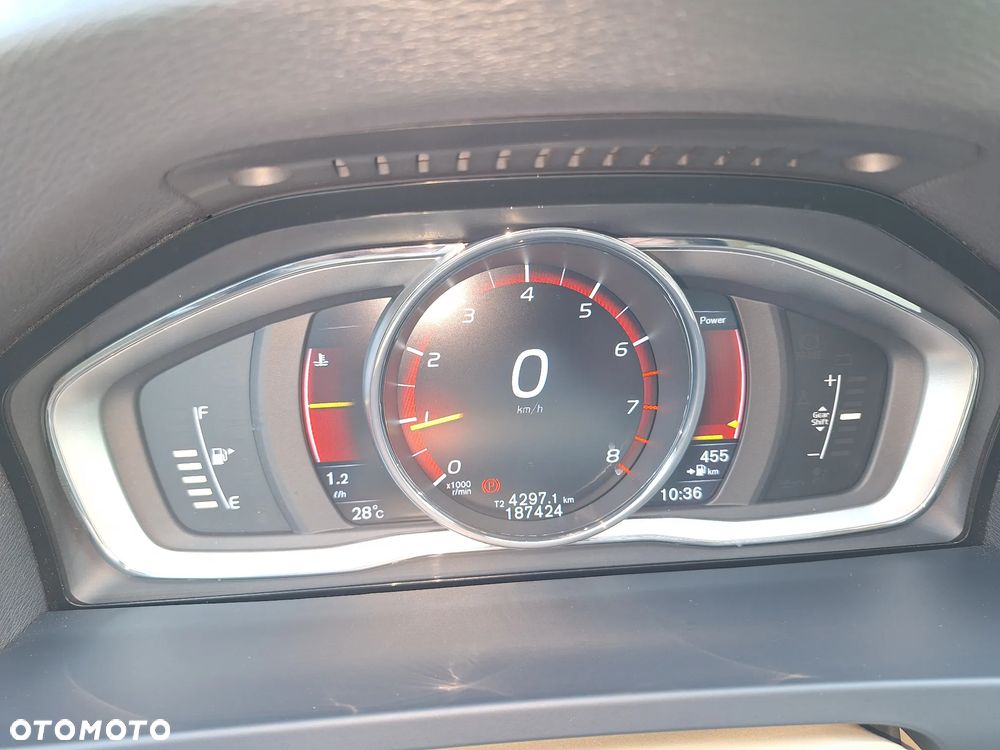 Volvo S60 T3 Summum - 24