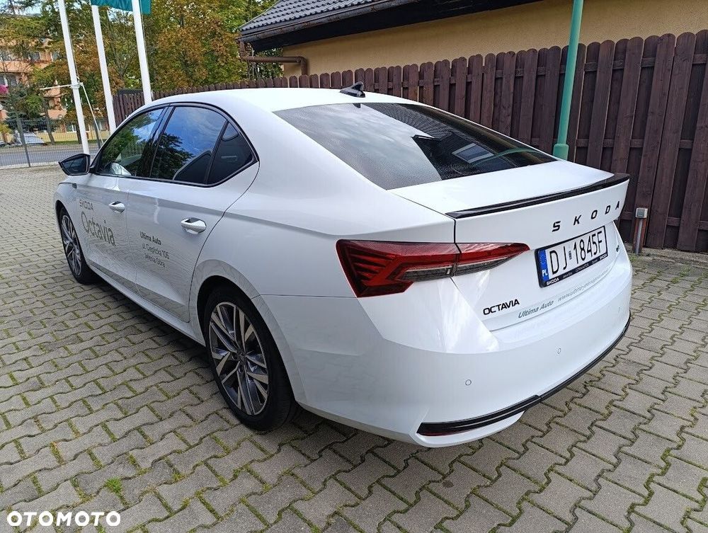 Skoda Octavia 2.0 TSI Sportline 4x4 DSG - 6