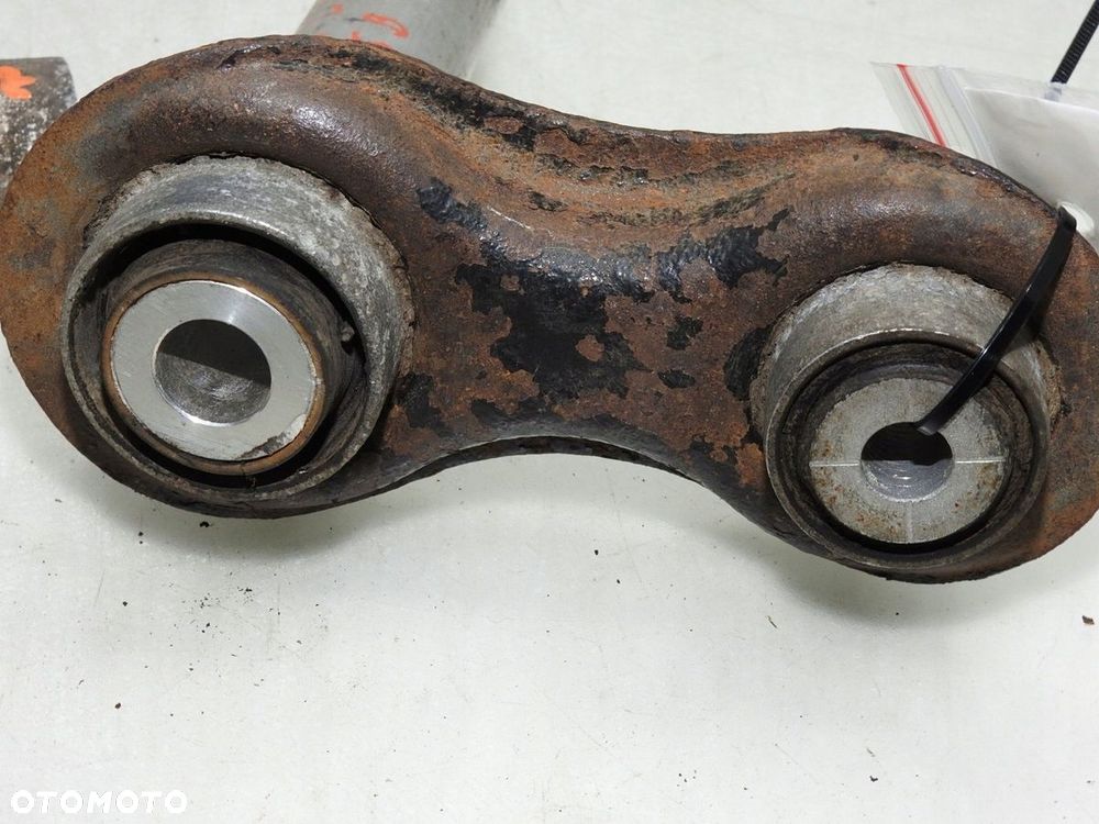 TULEJE WAHACZ ŁĄCZNIK TYŁ TYLNY BMW E61 2.5i - 4