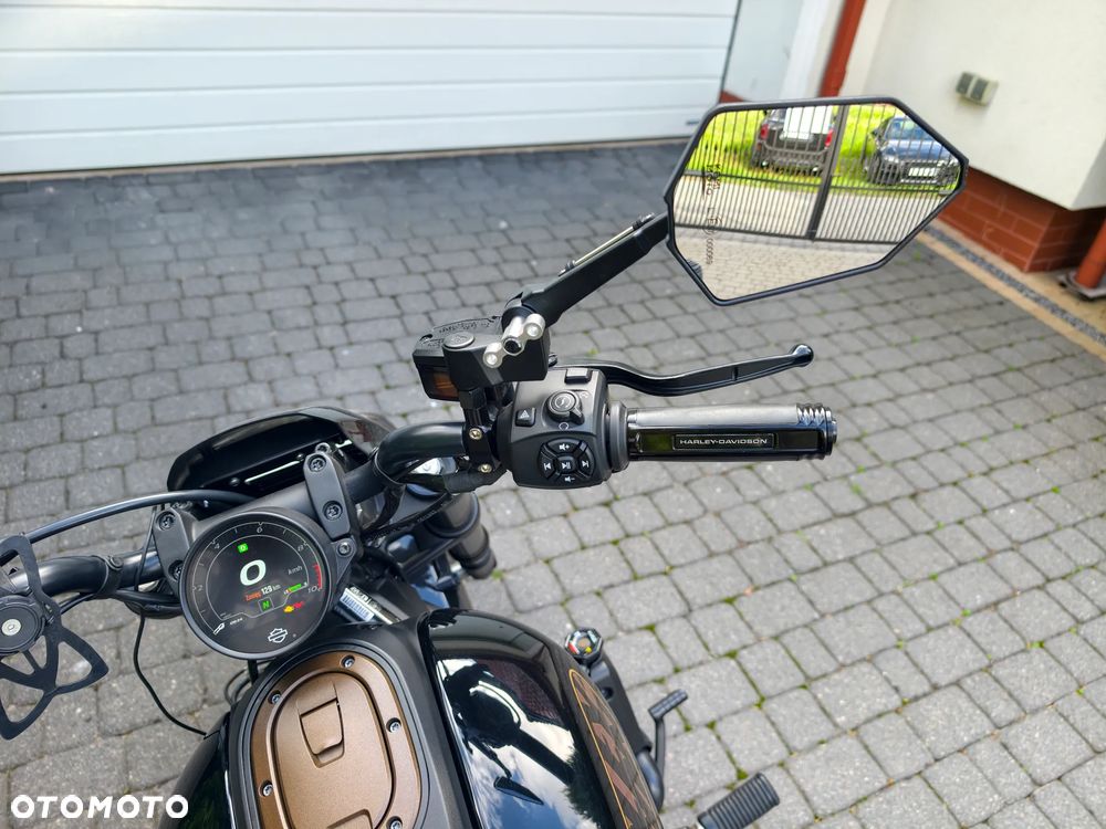 Harley-Davidson Sportster - 8