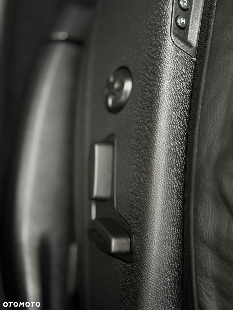 DS Automobiles DS 7 Crossback 1.6 PureTech Performance Line + - 10