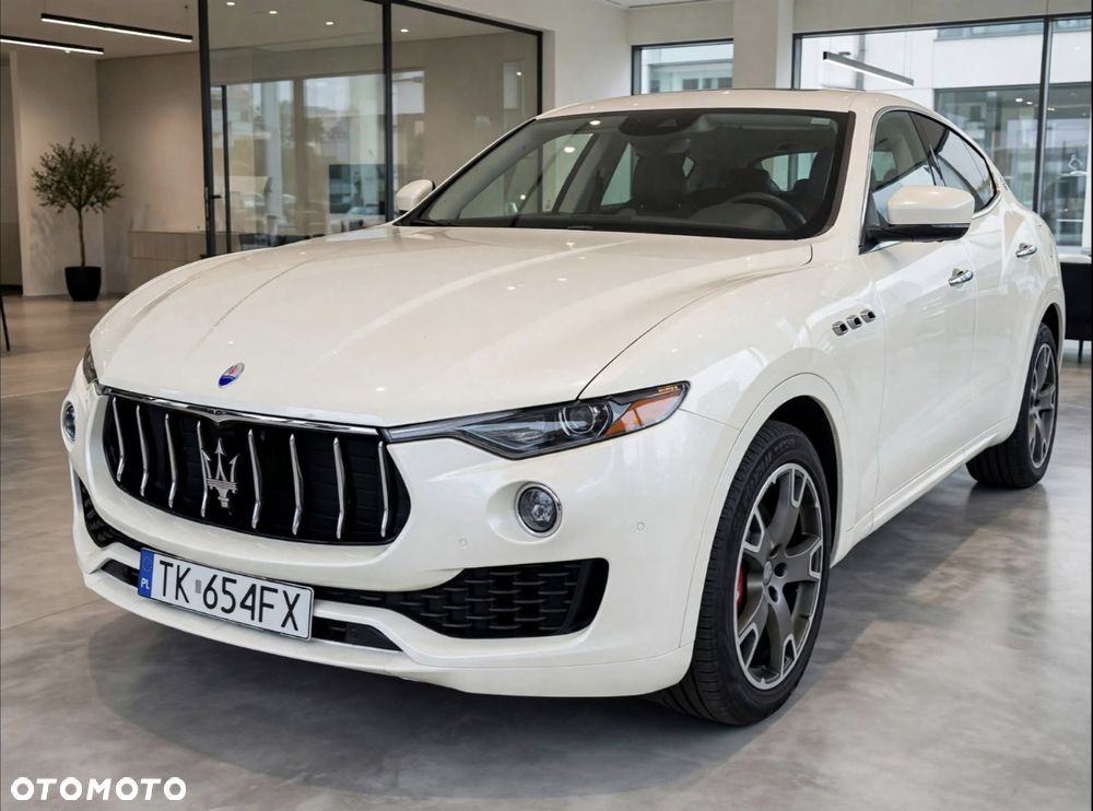 Maserati Levante Q4 - 1