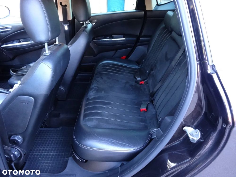 Lancia Delta 1.4 T-Jet 16v Oro - 24