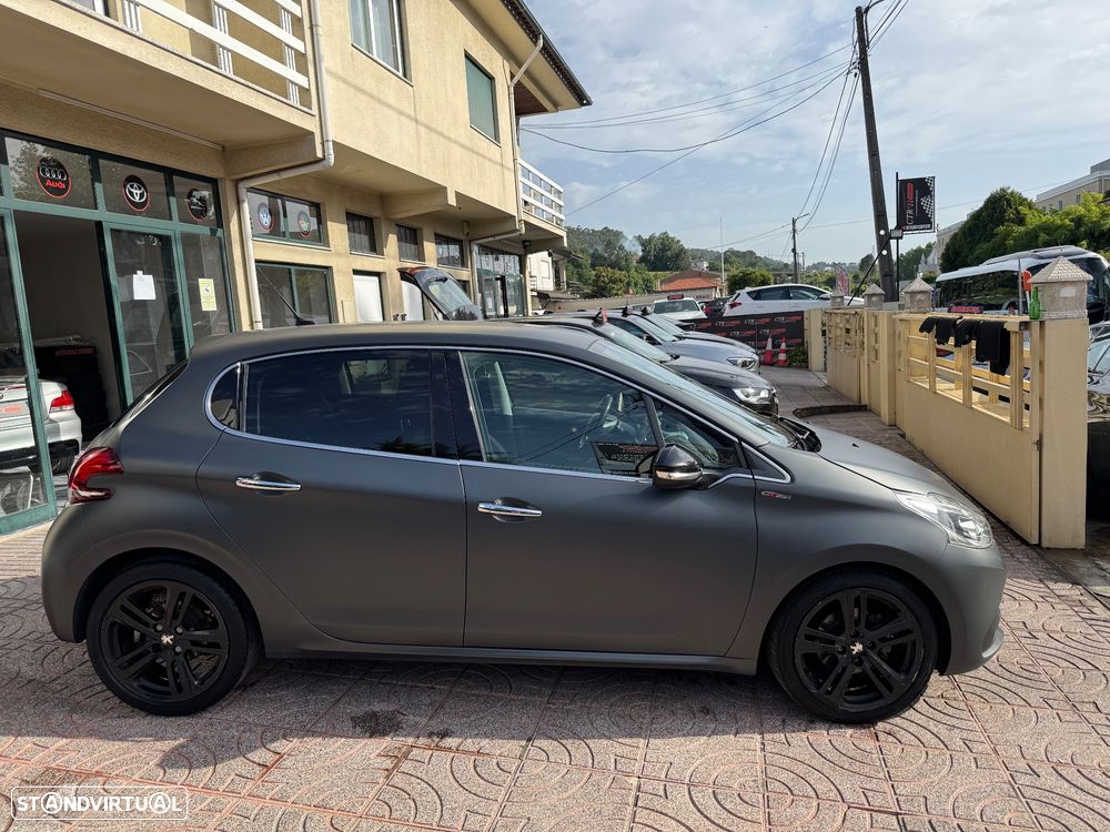 Peugeot 208 1.2 PureTech GT Line EAT6 - 5