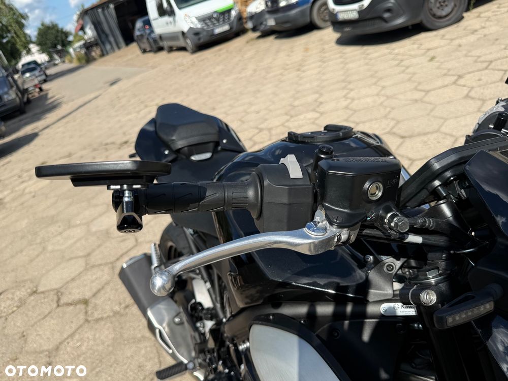 Kawasaki Z 900 - 22
