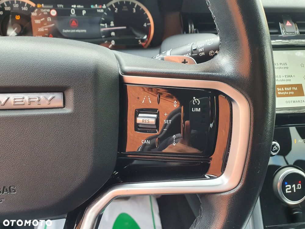 Land Rover Discovery Sport 2.0 D200 mHEV Dynamic SE - 24