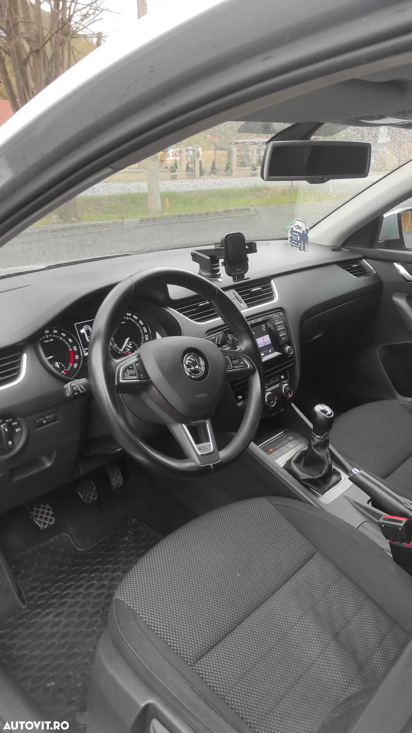 Skoda Octavia 2.0 TDI 4x4 Scout - 7