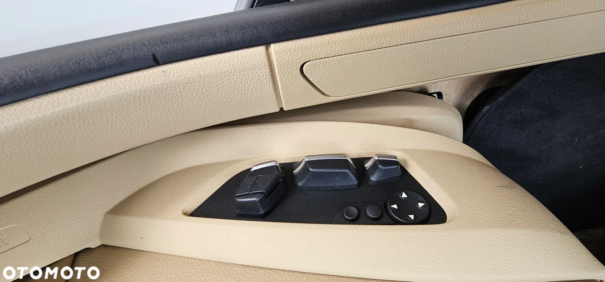BMW Seria 7 740i - 19